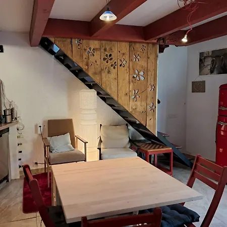 Le Petit Duplex Apartment Corseaux